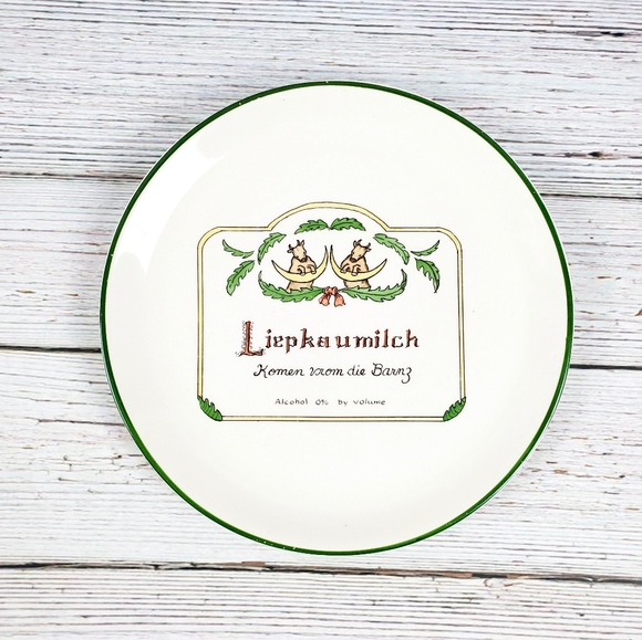 Delano Studios Liepkaumilch Cow Wine Cheese Plate - Picture 1 of 4